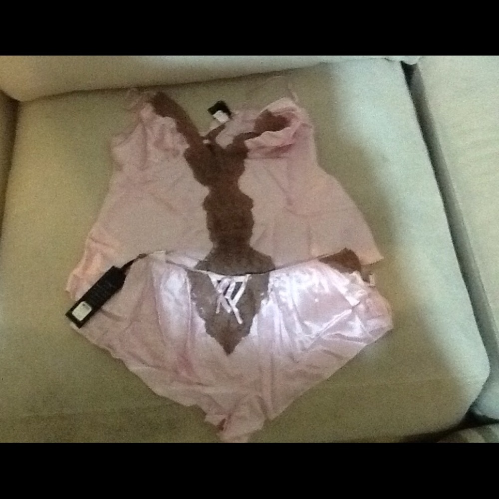 NWT Victoria's Secret Silk 2pc Camisole Set Sz S/M